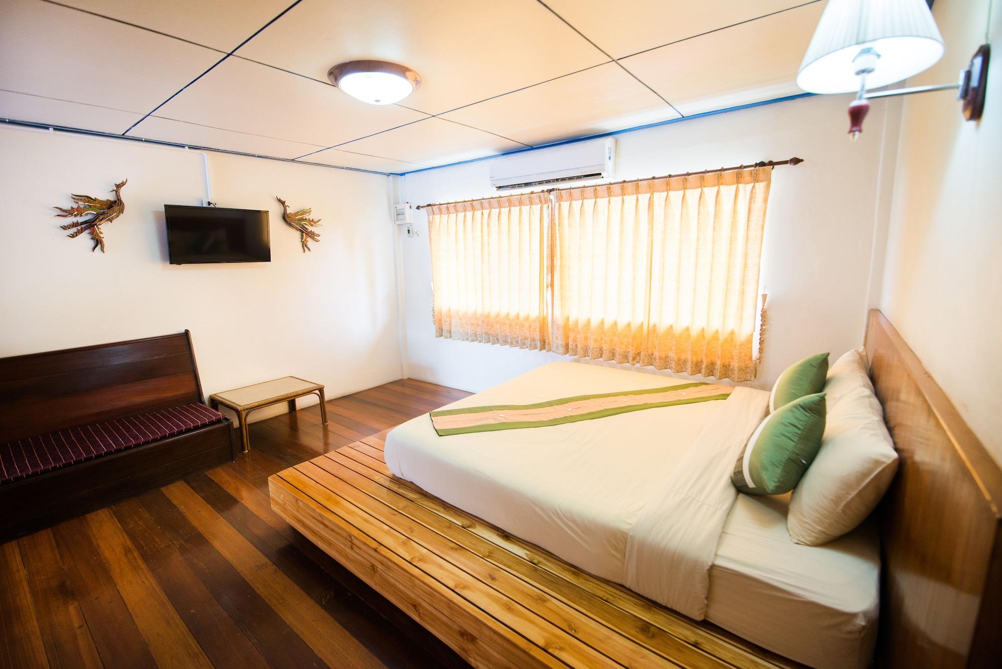 Pongphen Guesthouse - Sha Plus Certified Kanchanaburi Extérieur photo
