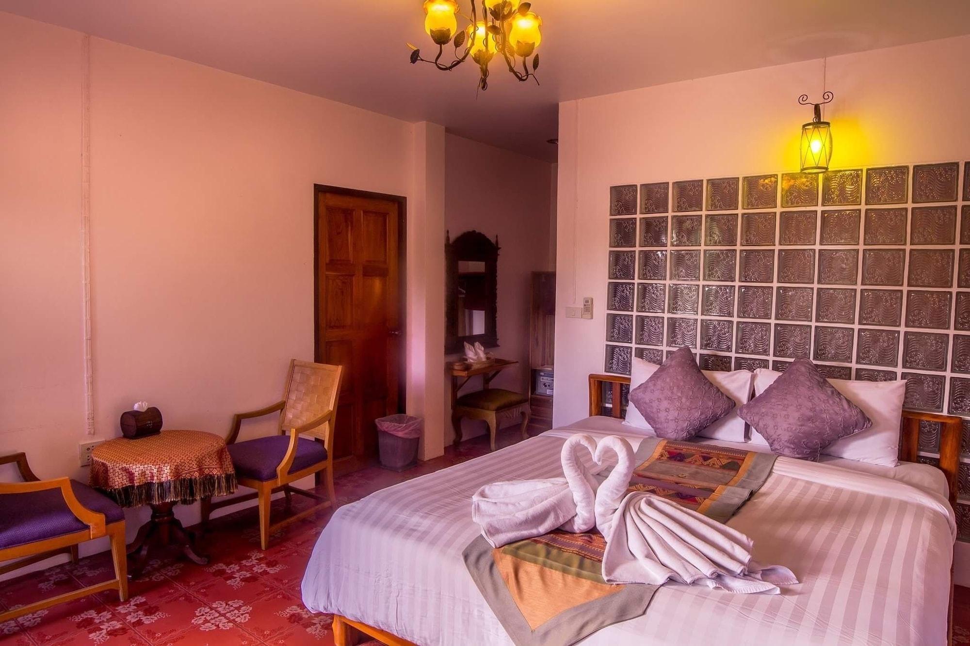 Pongphen Guesthouse - Sha Plus Certified Kanchanaburi Extérieur photo