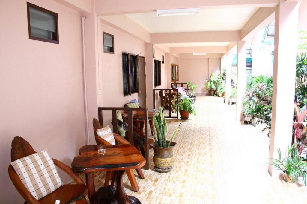 Pongphen Guesthouse - Sha Plus Certified Kanchanaburi Chambre photo